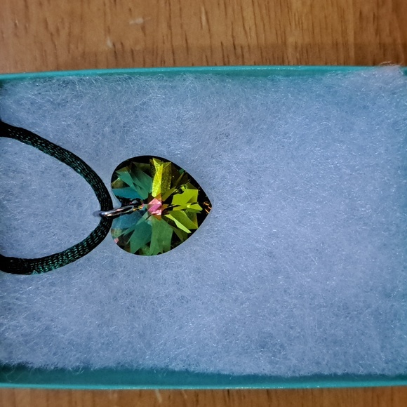 Sunlight Garden Crystal Heart Necklace - Picture 2 of 6